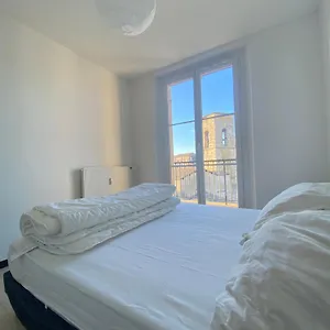 Appartement Deux Centre Historique Avec Ascenseur Et Garage, Manosque
